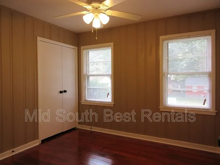 3523 Hallbrook St — Photo 5