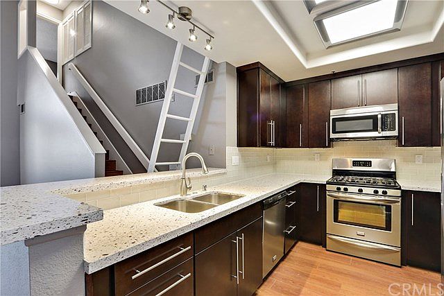 1st image of 35 Linden Ave APT 504