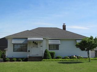10749 Sharon Dr, Parma, OH