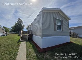 5712 Heather View Ln, Fort Wayne, IN 46818