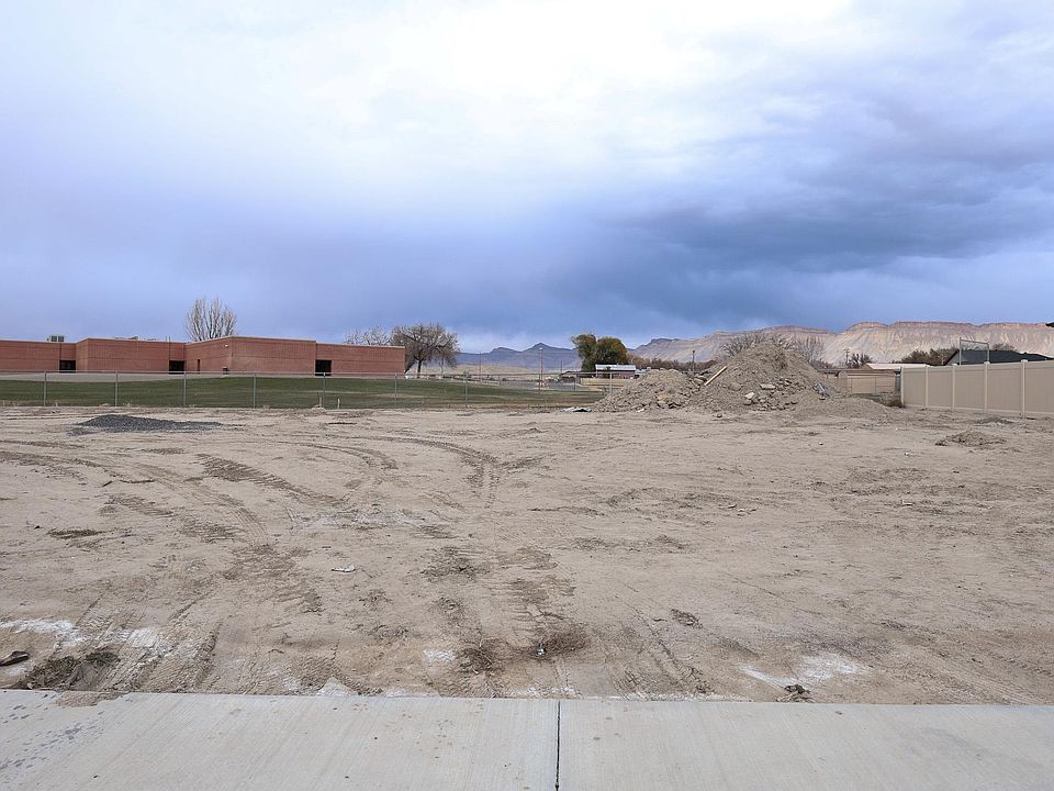 1st image of 3072 Thunder Cloud Dr