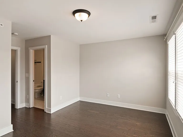 2801 Wilshire Hill Dr #107 — Photo 20