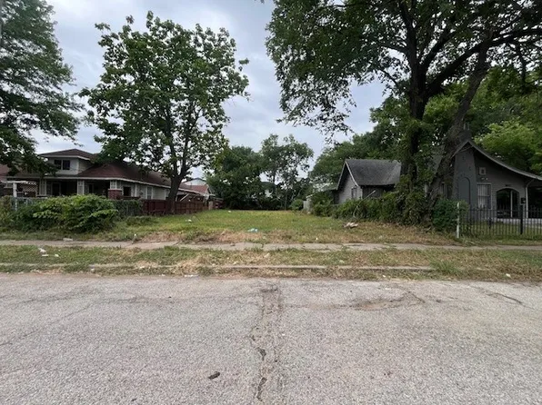 2413 Birmingham Ave, Dallas, TX 75215