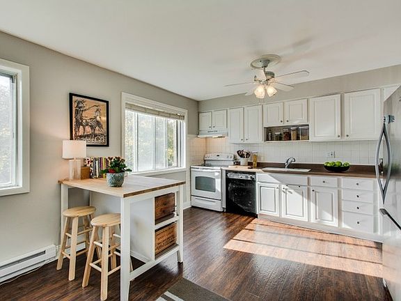 3rd image of 800 Judson Ave APT 203