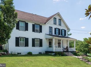 12 Alexis Ln, Malvern, PA 19355