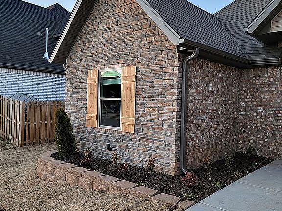 2nd image of 4202 Sw Plumley Ave
