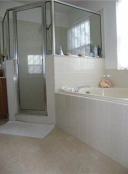 3rd image of 800 Toledo Ct