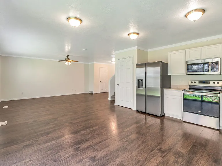 308 E Steep Mountain Dr — Photo 5