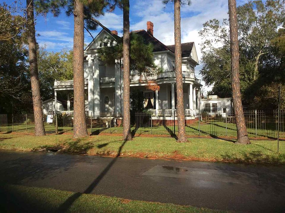 1st image of 608 Federal Ave