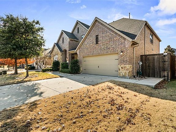 3rd image of 8211 Flintrock Dr