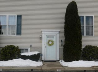 29 Richard Dr, Dallas, PA 18612