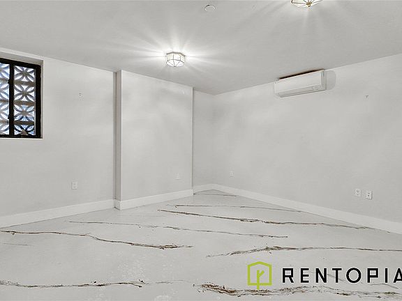 4th image of 489 Washington Ave #1E