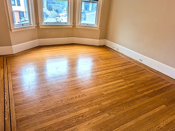 2nd image of 3282 Folsom St