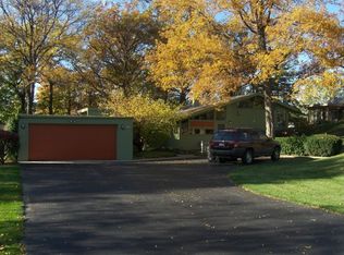 3465 Sunny Crest Dr, Brookfield, WI 53005