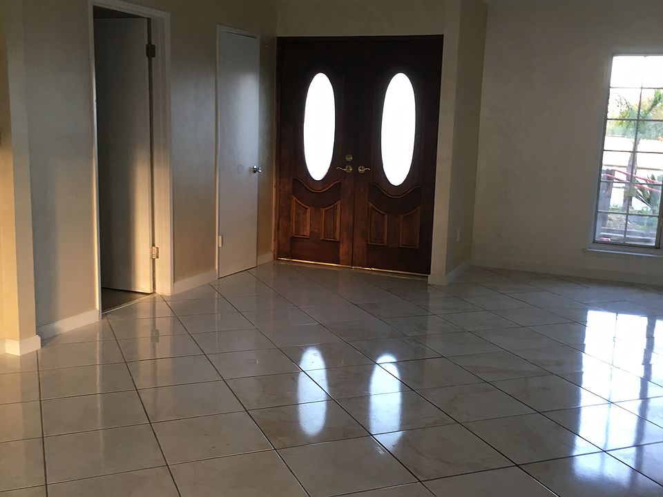 1st image of 13747 Polk St #1