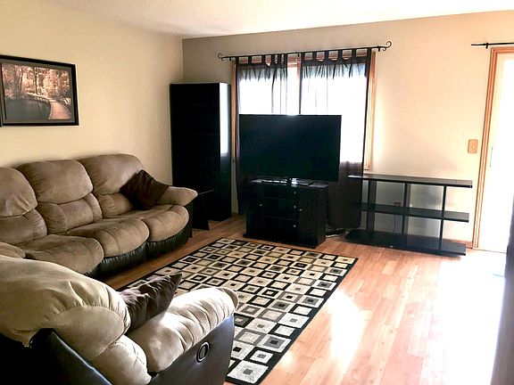 upper level living room