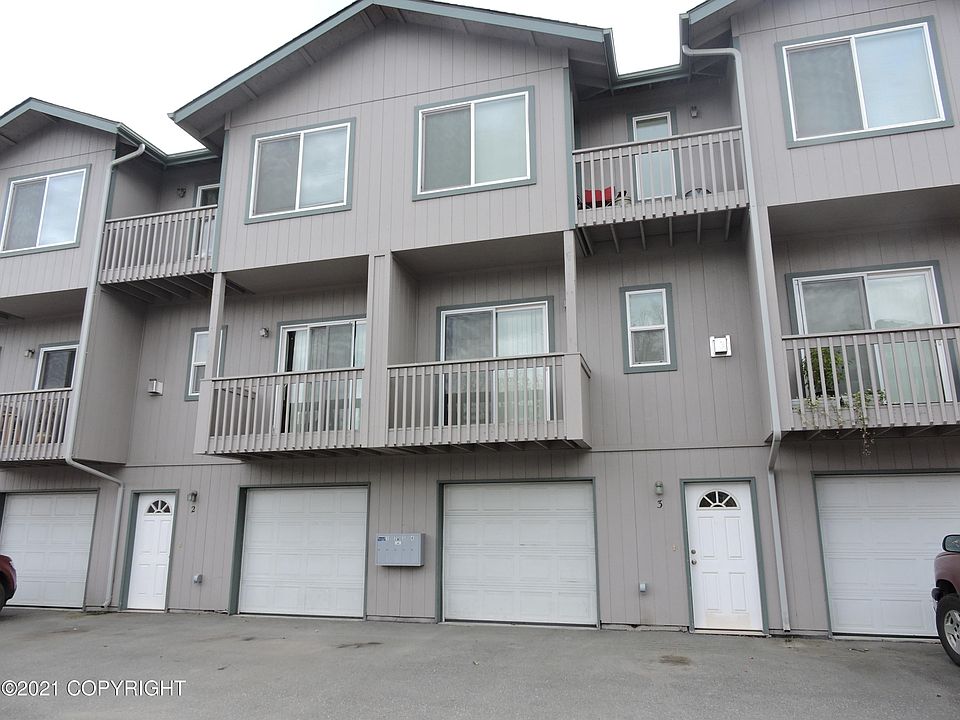 1st image of 11536 Heritage Ct #3