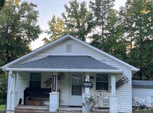 816 Skyland St, Kannapolis, NC 28083