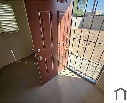 4619 E Almeria Rd — Photo 17