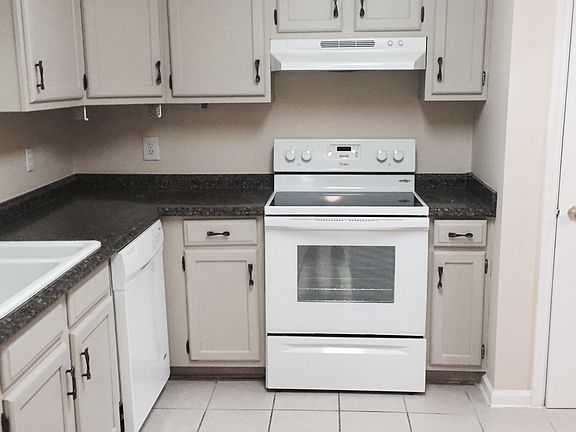 4th image of 3605 Little Fox Ln