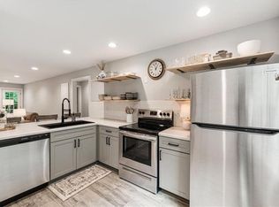 302 Teal Ct #302, Roswell, GA 30076