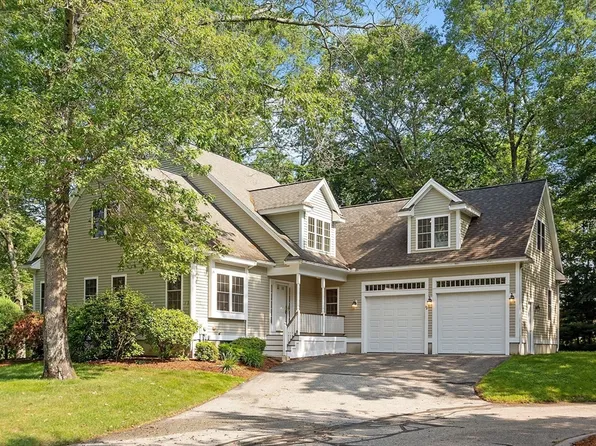 12 Lane Farm Dr Unit 12, Bedford, MA 01730