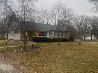 4120 Smith Rd, Lambertville, MI 48144