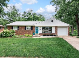 1016 Maeville Dr, Saint Louis, MO 63122