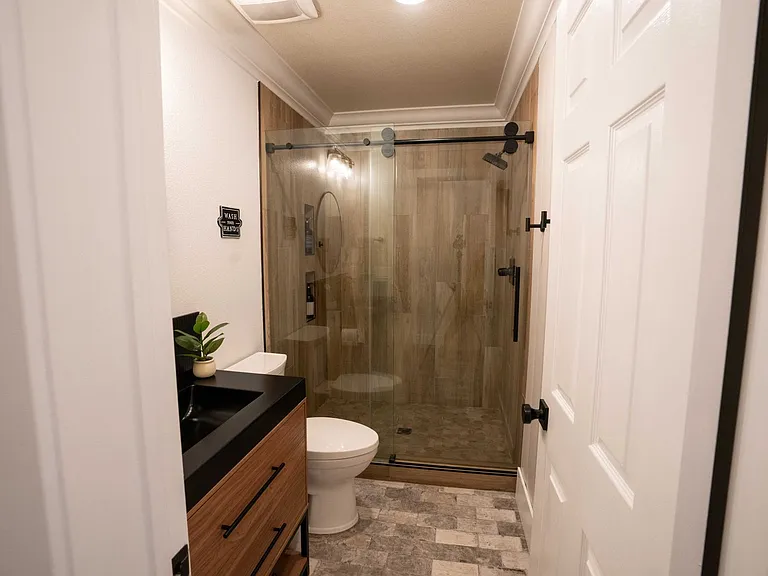 33896 Calafia St — Photo 17