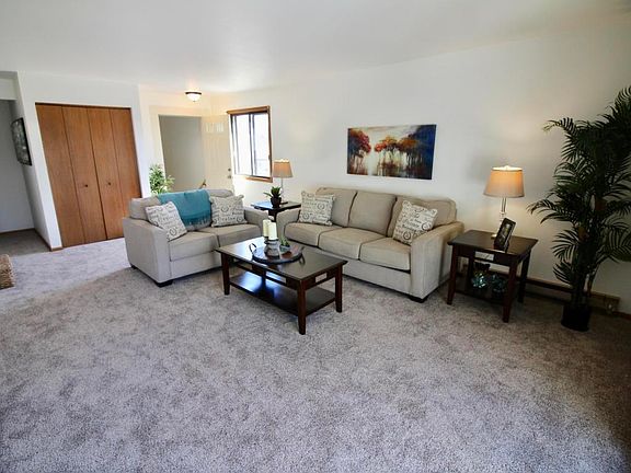 3rd image of 4436 S Greenridge Cir #4436