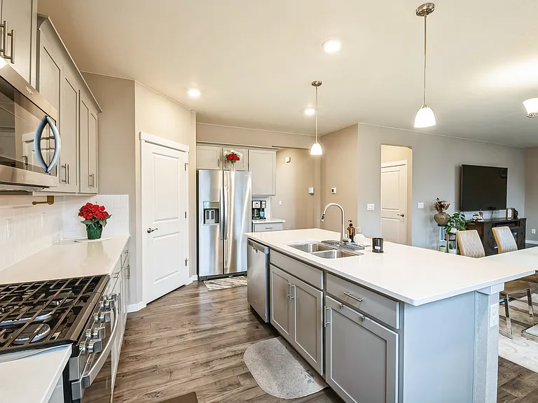 833 Vixen Dr — Photo 11