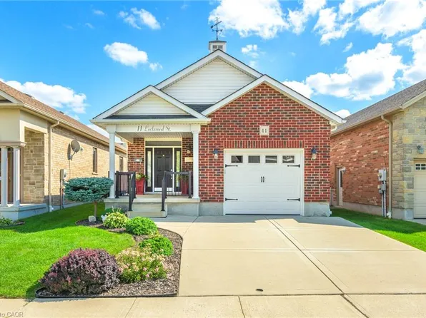 11 Lockwood St, Cambridge, ON N1P 0A5