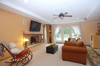 4th image of 720 Birch Hollow Dr