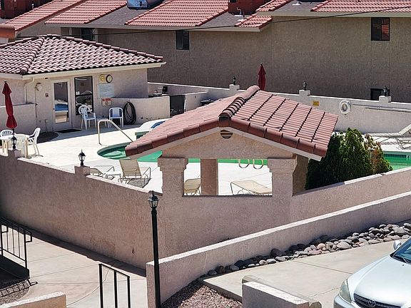 5th image of 2095 Mesquite Ave Unit 17