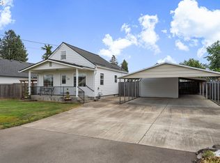 527 Hart Ave, Molalla, OR 97038