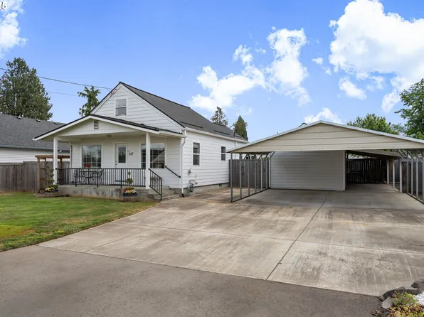 527 Hart Ave, Molalla, OR 97038
