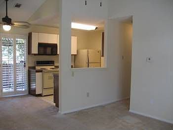 5th image of 1015 Yager Ln #28