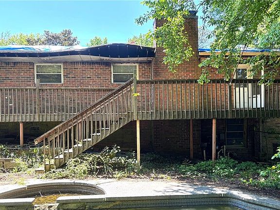 2nd image of 3606 Sullivan Dr