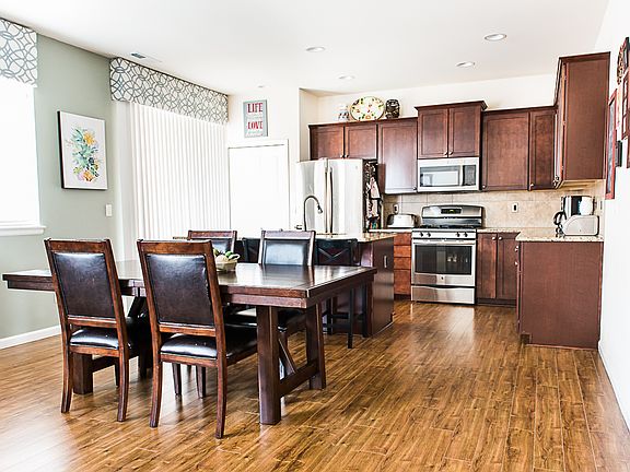 5th image of 12806 116th Avenue Ct E