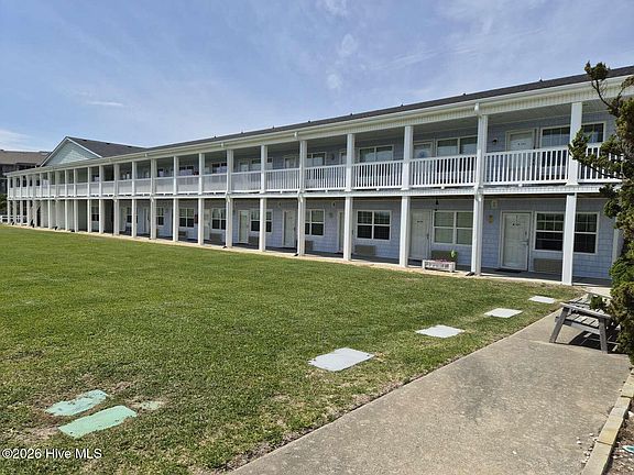 4th image of 2401 W Fort Macon Road #B220