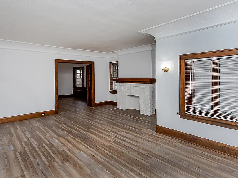 1321 Laclede Rd #2 — Photo 6
