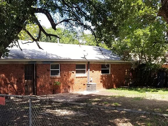4th image of 4700 Alandale Dr