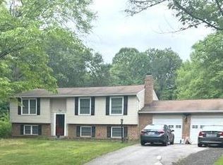 3003 Geaton Dr, Upper Marlboro, MD 20774