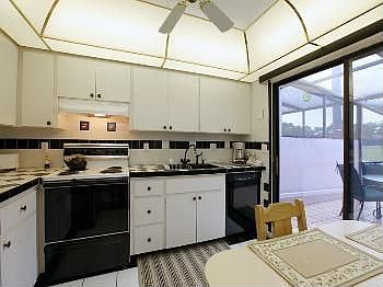 4th image of 2743 Horseshoe Ct