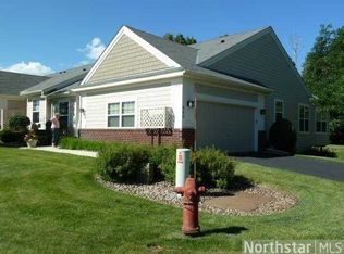 960 Daylily Dr, Victoria, MN 55386