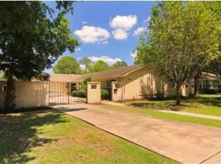 10626 Cranbrook Rd, Houston, TX 77042