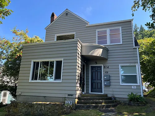 814 High St Photo 1