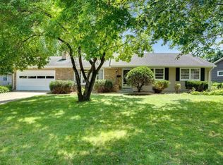 6925 Hillcrest Ln, Edina, MN 55435