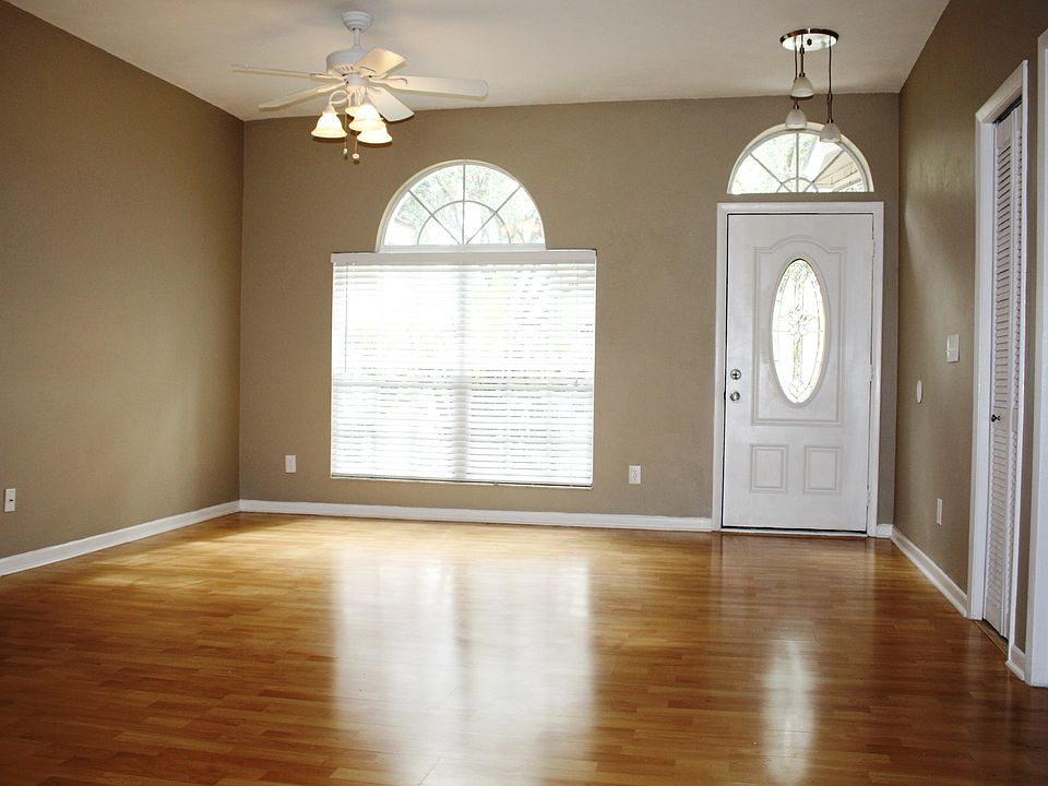 1st image of 9306 Heritage Oak Ct