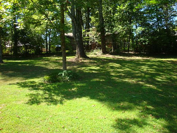 2nd image of 710 Paden Dr